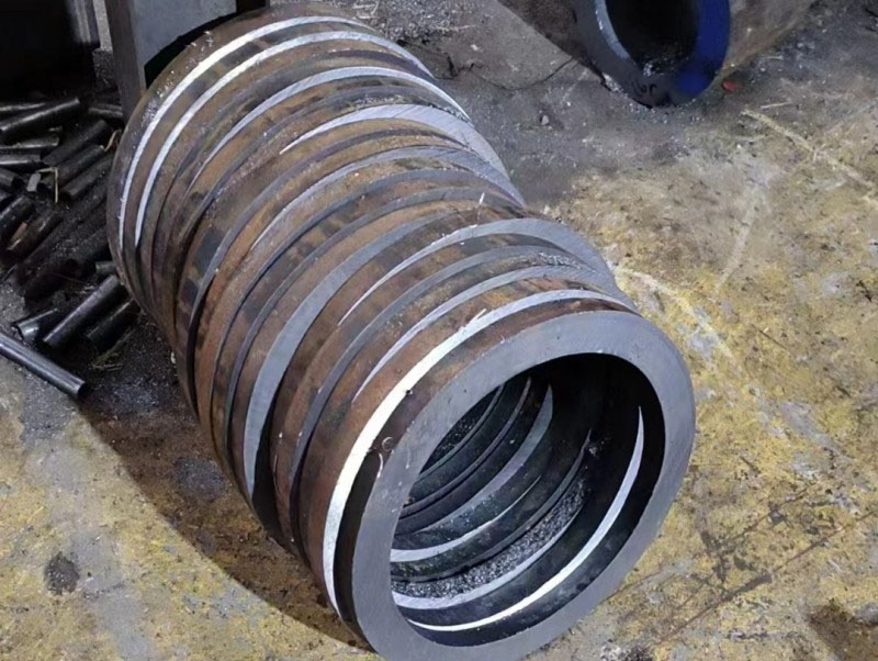 禄丰30CrMo无缝钢管切割