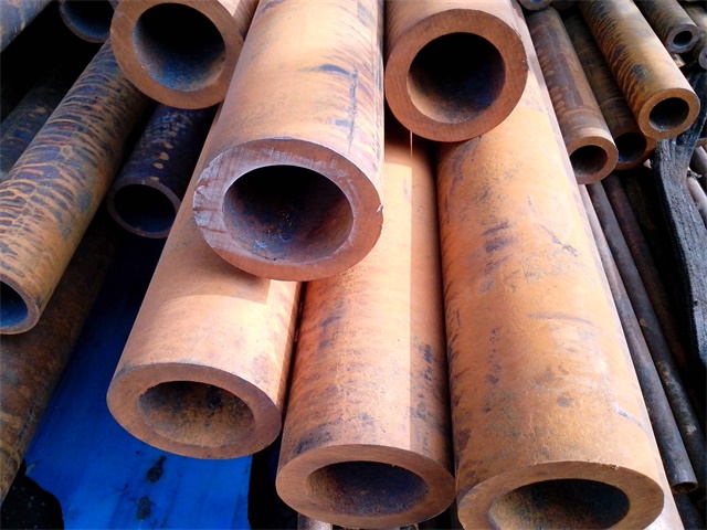 禄丰20G厚壁无缝钢管